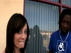 Sexo interracial con polla monstruosa
