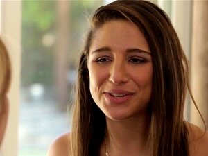 WebYoung Abella Danger 69s con una amiga linda