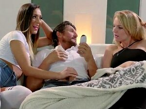 ¡Oye, mami, mírame follar con mi padrastro!