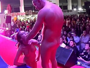 ¡Experimenta el placer supremo con la deslumbrante belleza