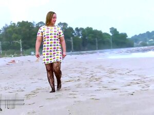 Ashley Rider y Juan Lucho - en la playa