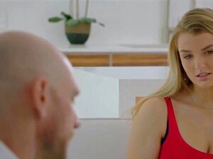 Mia Melano tiene algo que demostrar en un video porno casero amateur