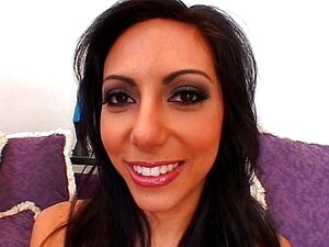 Lela Star babe se folla la cara