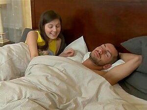 Hijastra sexy con coño y corrida
