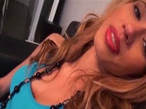 Novia follada duro para calmar los nervios