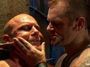 Novio psicótico en el video de Boundgods, Chad Brock intenta dejar a