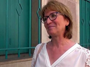 ¡Mira a Tímida Maestra Francesa Divorciada ahora! - Francés, Nena,