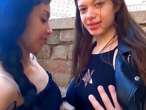 Sexo público en las calles de Barcelona - DOLLSCULT