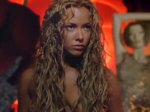 Escena desnuda de Kristanna Loken en Terminator 3