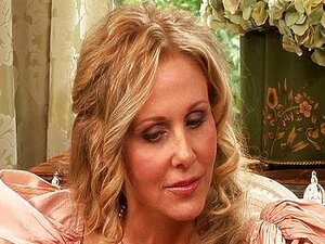 Julia Ann & Xander - La mejor amiga de mi madrastra sexy