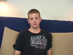 Austin concede a chicos heterosexuales y heteros historias gays a Mike