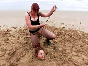 ¡Derribada por una multitud de pollas! Mimosa destroza cada agujero