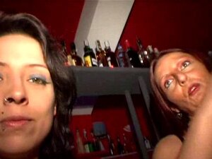 Laura y Rita Pompini a lo desconocido. Video amateur italiano