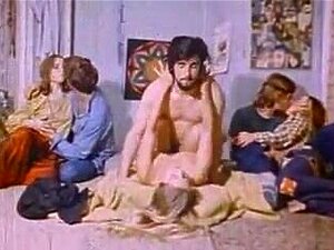 Adéntrate en el salvaje 'Hippie Hall' y descubre un paraíso