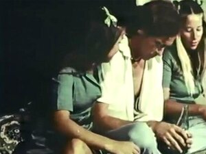 XXX vintage de los 70 - John Holmes y Girl Scouts