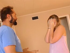 Melissa May divirtiéndose con tipos negros