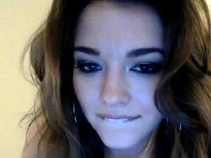 caliente tetona en pantalones calientes le encanta jugar contigo