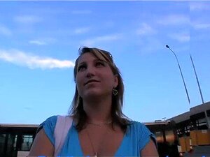 PublicAgent POV Sexo de realidad al aire libre por dinero