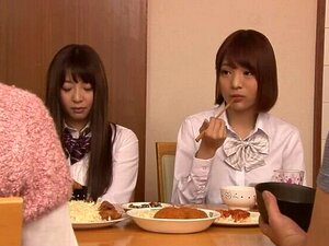 Descubre lo prohibido con estas dos bellezas explorando sus cuerpos