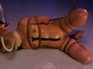 Clip porno BDSM travieso presentado por Videos Amateur de BDSM