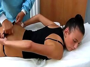 Despierta tus deseos más profundos con nuestras chicas sensuales y