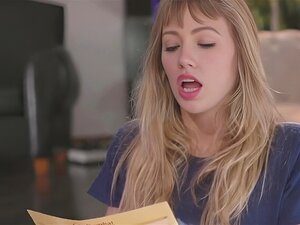 Descubre el placer de los azotes. Observa cómo Anne recibe una severa