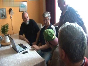 Tetas grandes brutal garganta profunda