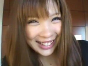 La chica japonesa más caliente Chihiro Manaka en estilo perrito