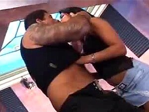 Compilación de porno brasileño con putas amantes del anal, las