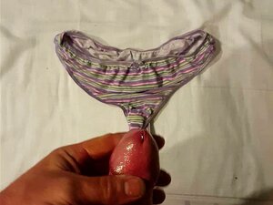 ¡bragas! Pajeate con las bragas de la madrastra #5