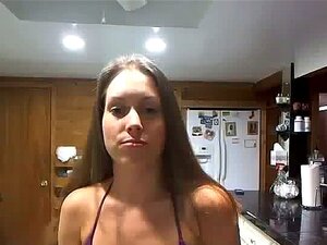 WEBCAM: Mamada facial a una blooper y luego ducha