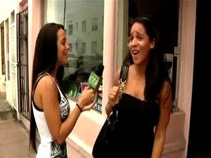 Chica sexy y salvaje recibe pago por follar 17