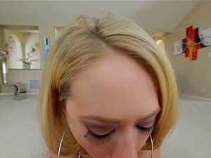 Kagney Linn Karter - 1000Facials. La rubia tetona Kagney Linn Karler