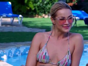 Intimate.com - Hawt Anastasia Brokelyn ordeña al capitán de la BBC