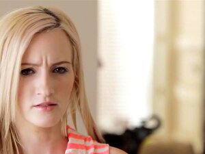 Nubiles-Porn: el padrastro nunca se enterará. Skylar Green no puede
