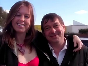 2 aficionados franceses exhibidos en la ruta del vino en A. 2 amateur