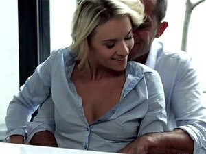 Angel Piaff en Like the Wind, Scene #01 - 21Naturals. Es apasionada,