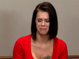 Brazzers - Peta Jensen recibe una verga de abogada