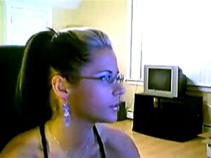 Sexy Glasses Webcam 1 - Mira la Parte 2 en WildFuckCam com. Sexy