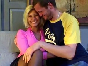 Rubia francesa con buenas tetas follada
