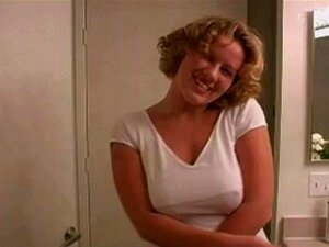 Esposa rubia amateur jugando con mi polla 1