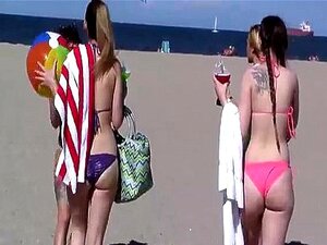 Sexy grupo de chicas putas en vacaciones de primavera - YoungBF