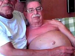 pareja de abuelo en cámara