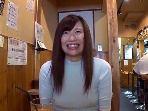 ¡Chica increíblemente buena que no puede negarse a nada! Una linda